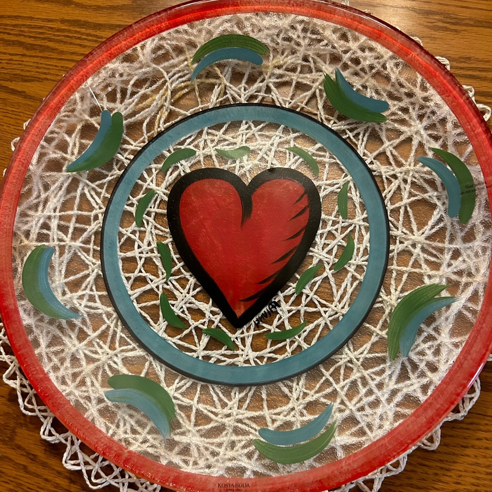 Hand painted platter with heart design heart